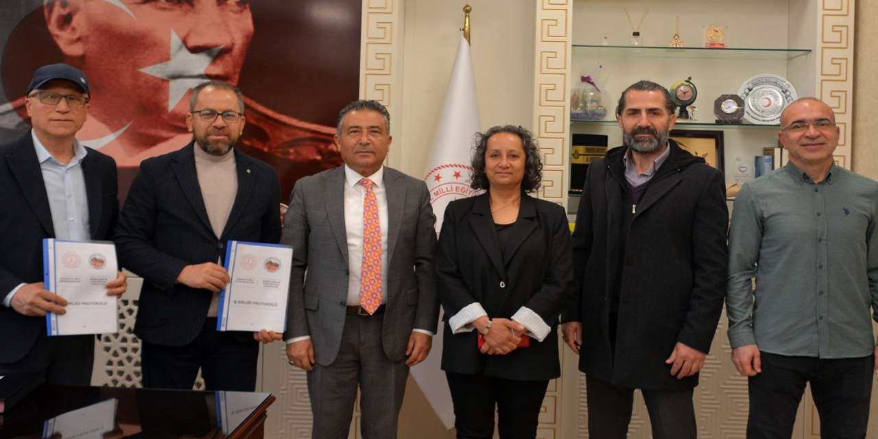 Okul sıraları bozkır zirvelerine! MEB VE BOZKIR Dağcılık'tan nesil değiştirecek protokol