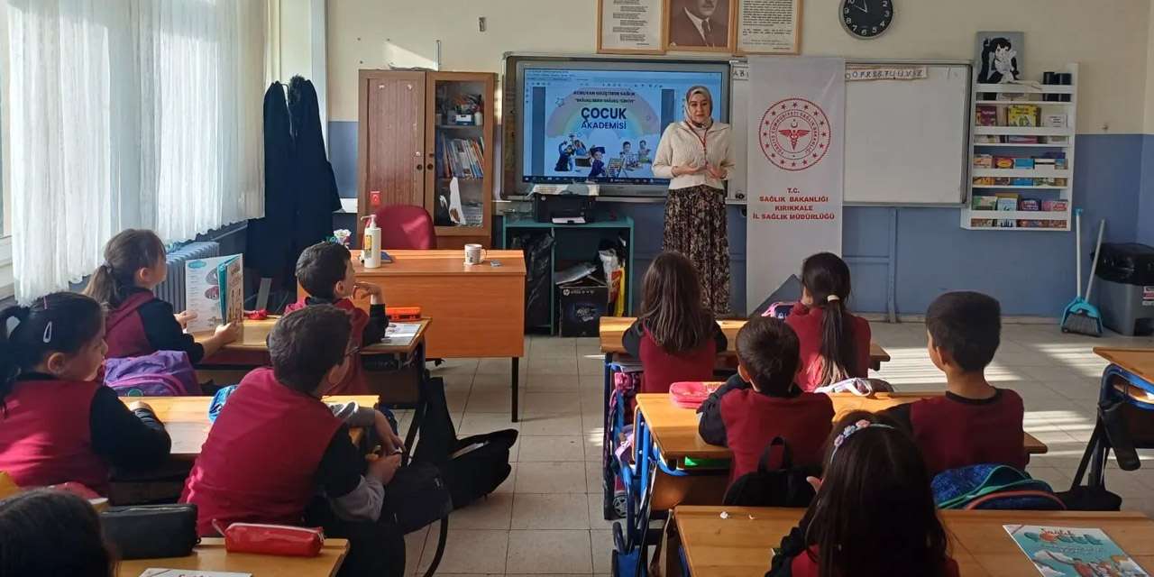 Tableti bırak, hayata bak! Kırıkkale'de siber ve fiziksel temizlik mesaisi!