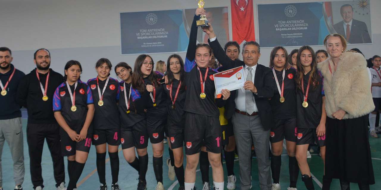 Filelerin Sultanları sahaya indi: Şampiyonlar Belli Oldu!