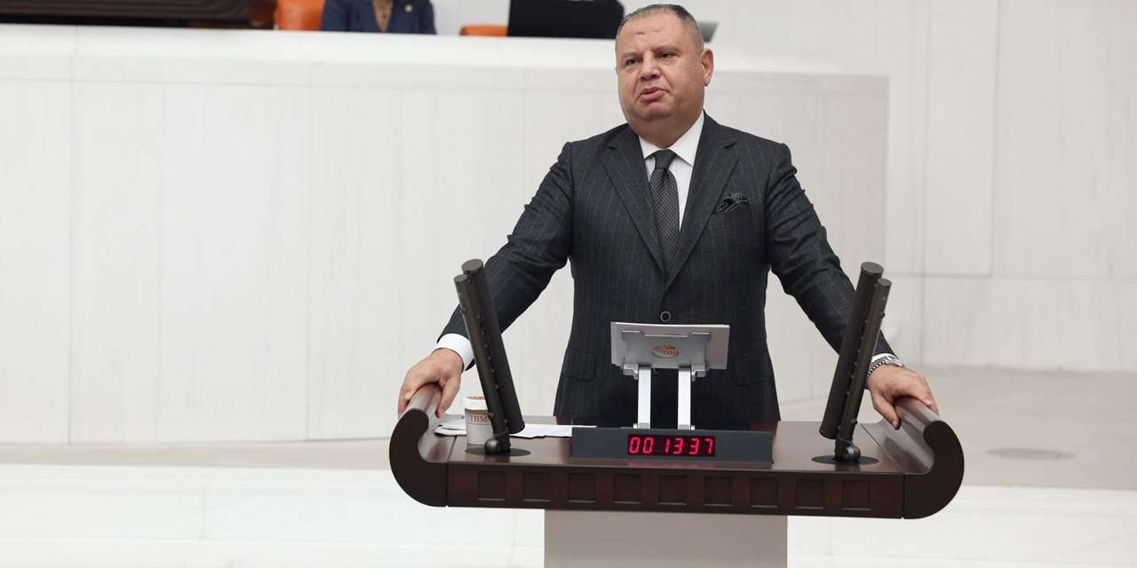 MHP’li Halil Öztürk ekranlardaki tehlikeye işaret etti! "Gündüz kuşağı değil, yozlaşma kuşağı!"