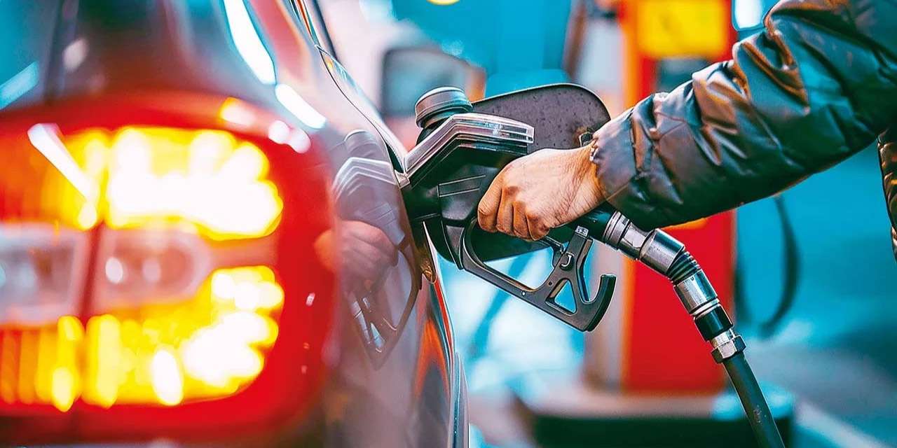 Depoda yeni yıl yangını: Tabela 50 TL barajını yıktı geçti!