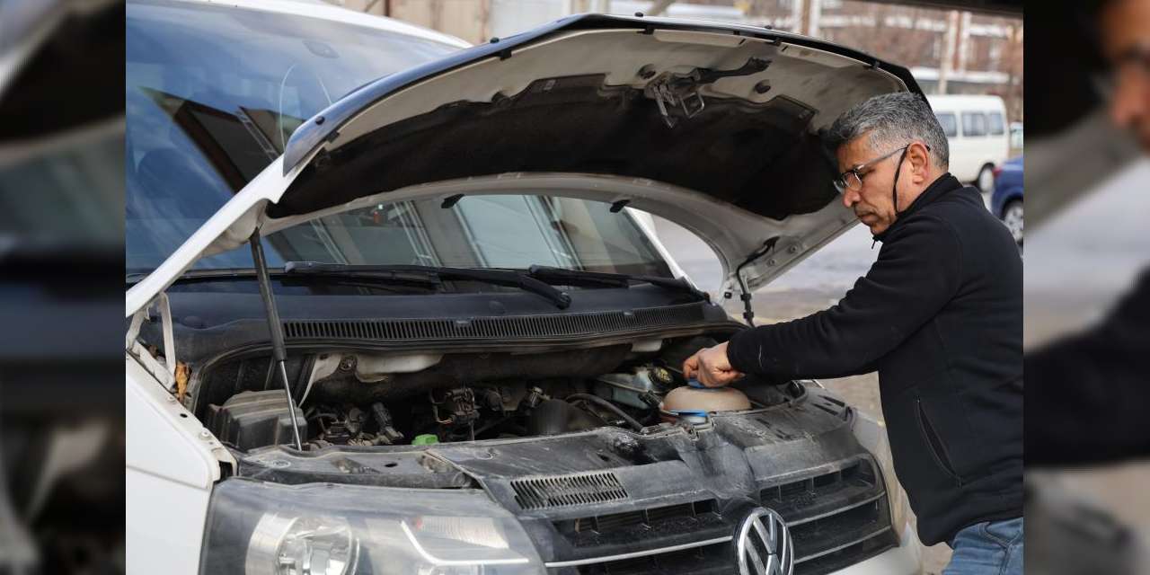 Oto marketlerde kış ürünlerine talep arttı