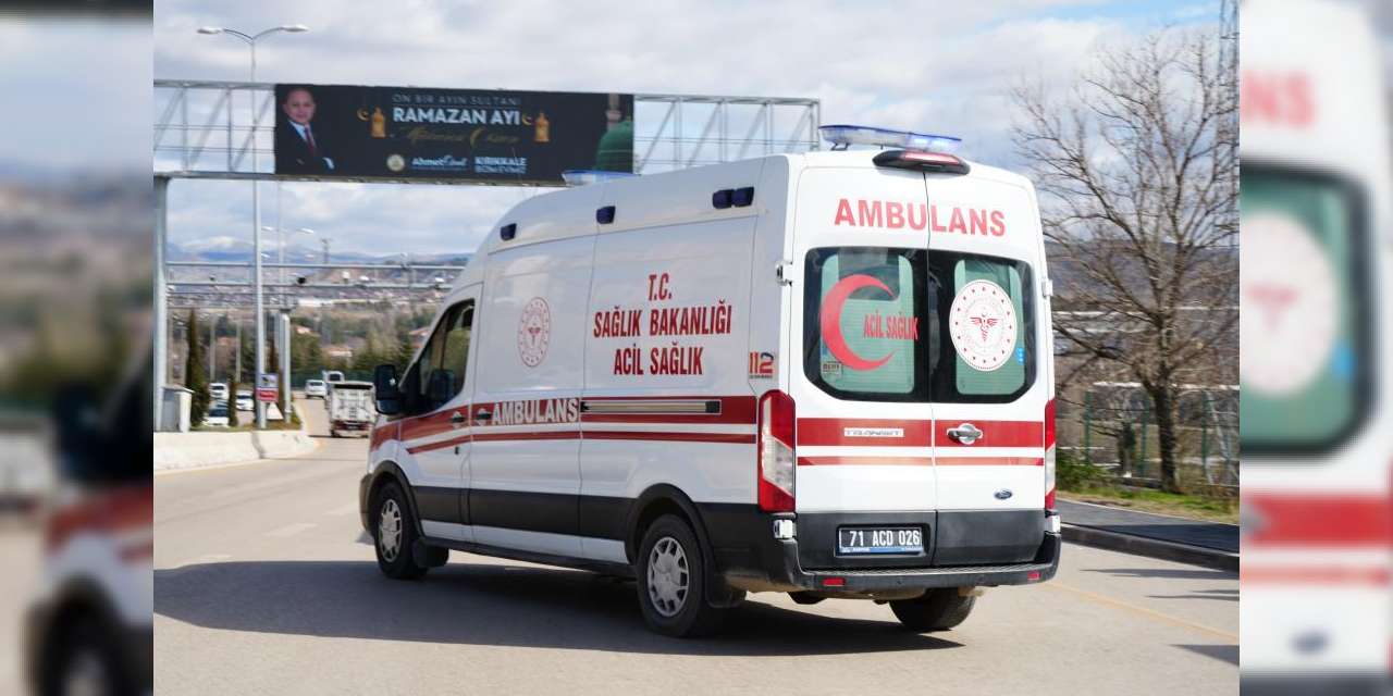 Sinirlenen kadın tartıştığı genci maket bıçağıyla yaraladı!