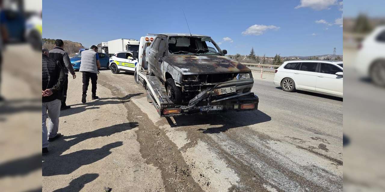 Araç dakikalar içinde hurdaya döndü