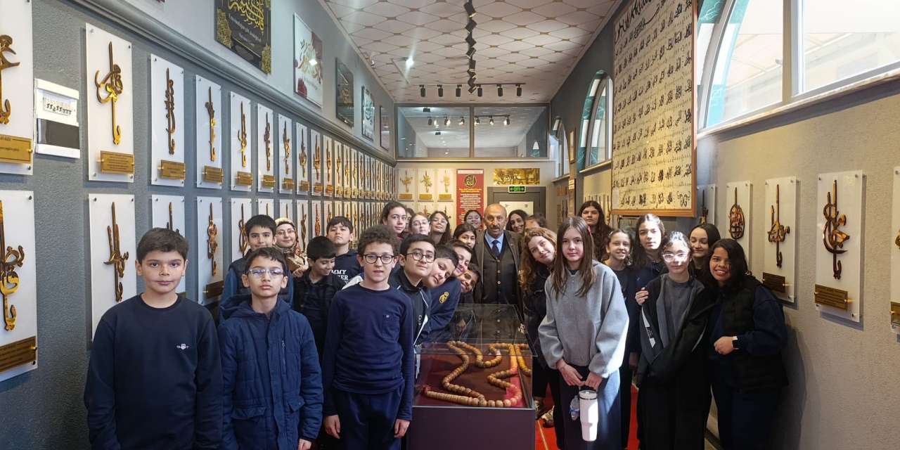 Kırıkkale’nin manevi kalbinde öğrenci akını! Kitaplardaki tarih Külliye'de canlandı