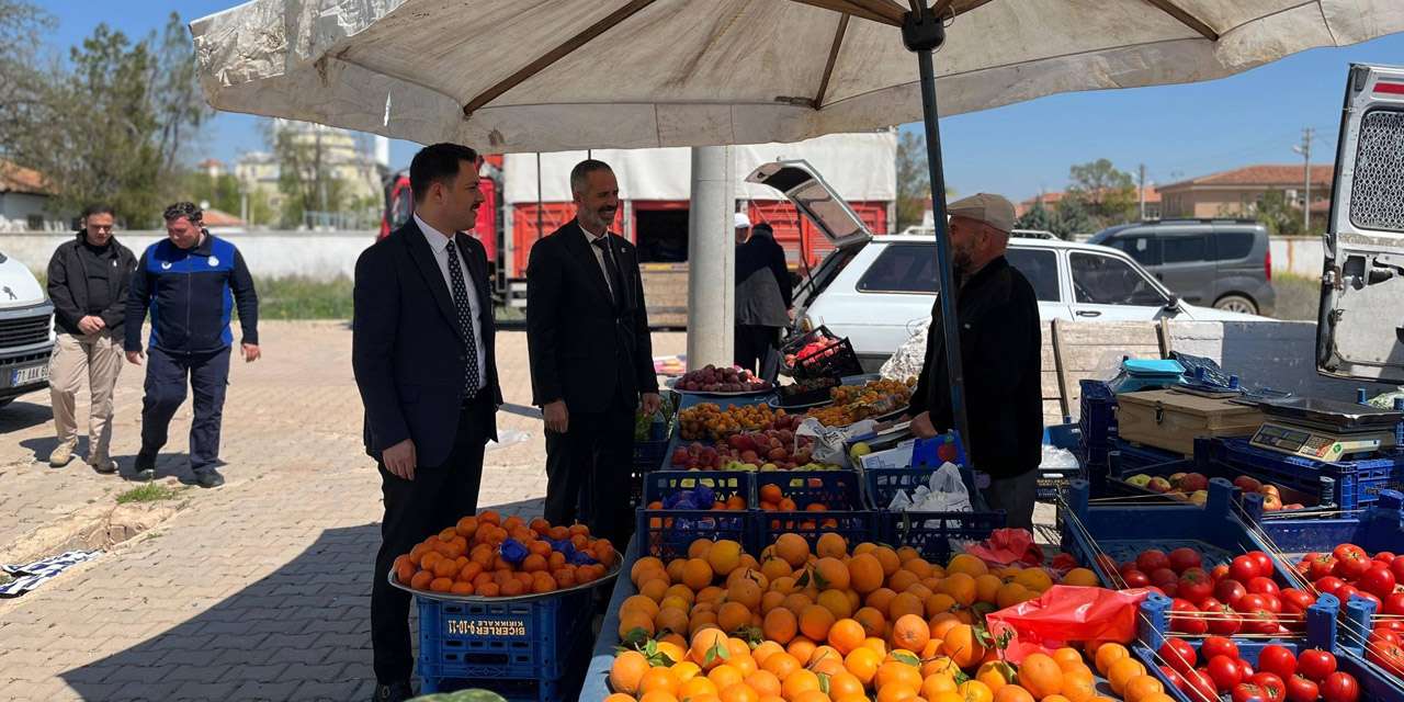 Kaymakam Tugay Cingirt vatandaşın nabzını Çerikli Pazarı’nda tuttu