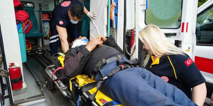 Kırıkkale’de iki otomobil çarpıştı: 7 yaralı