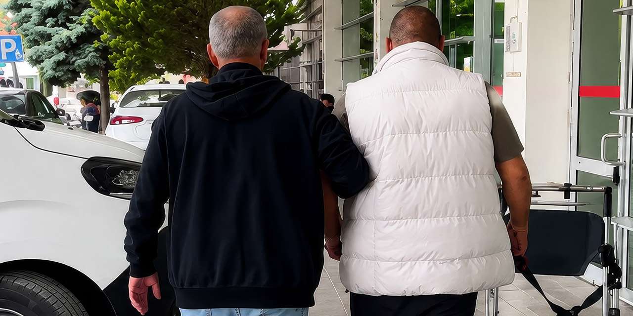 Kırıkkale’de polisten firari operasyonu: Kesinleşmiş cezası bulunan 3 hükümlü yakalandı