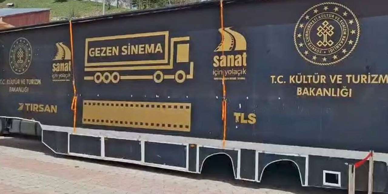 Cuma günü randevunuz var: Kırıkkale Cumhuriyet Meydanı dev bir sinema salonuna dönüşüyor!