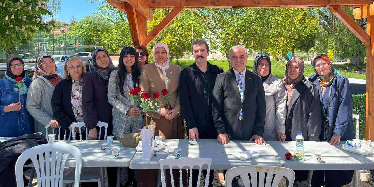 Seyfettin Çetiner çağrı yaptı, Sulakyurt halkı salonu hınca hınç doldurdu!