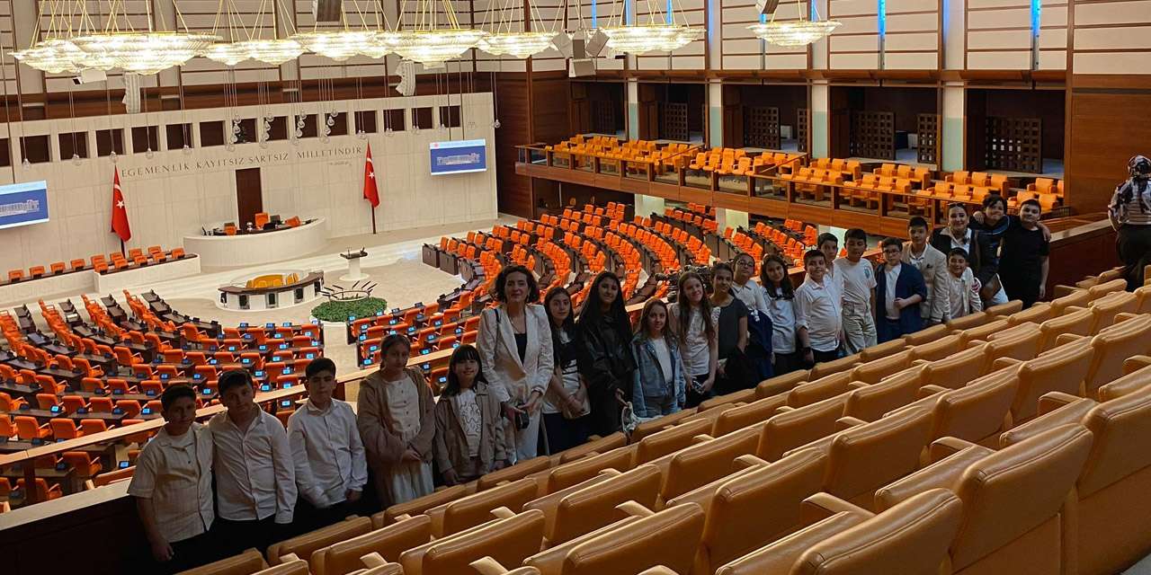 Sıralar bu kez çocukların! Kırıkkale Hayat Eğitim öğrencileri TBMM Genel Kurulu'nda