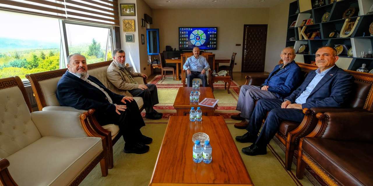 KÜ Rektörü Aslan Kızılay yönetimini ağırladı: İş birliği için düğmeye basıldı