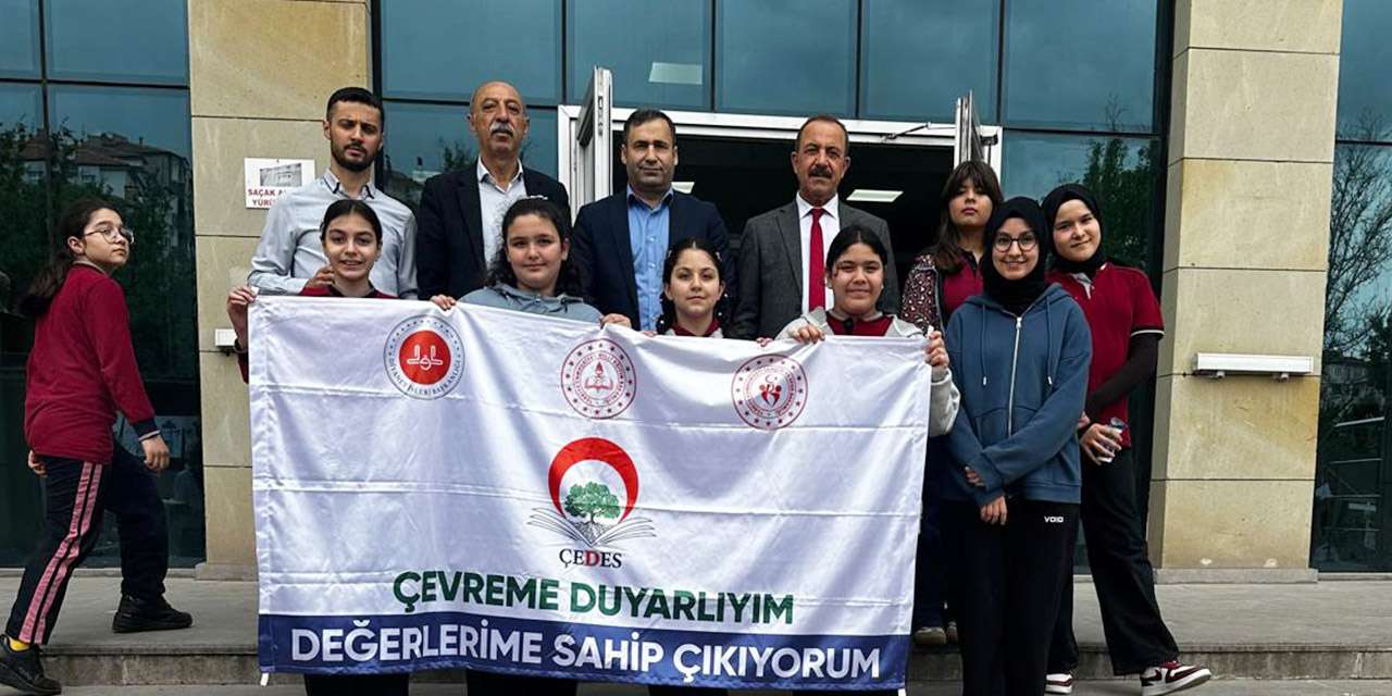 Kırıkkale'de örnek dayanışma: Şehit Aydın Çopur İmam Hatip Ortaokulu'ndan Gazze'ye hayır kermesi!