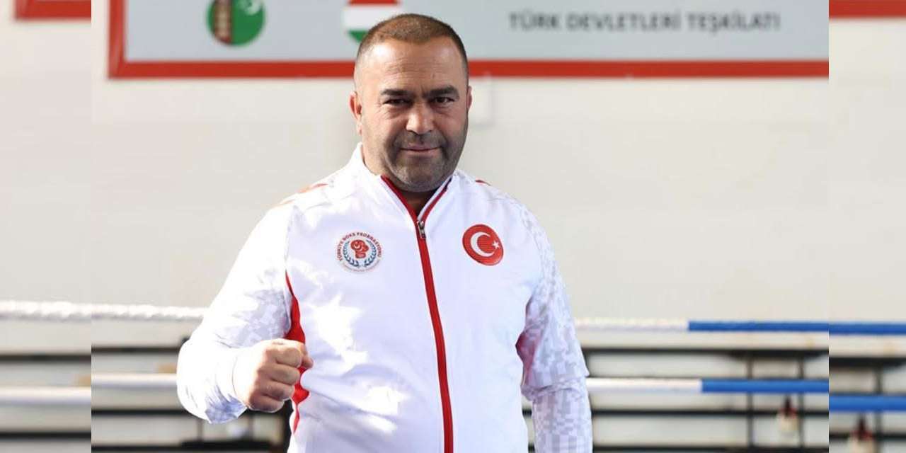 Kırıkkaleli Antrenör Serdar Bozer, Gençler Boks Milli Takımı Başantrenörü oldu!