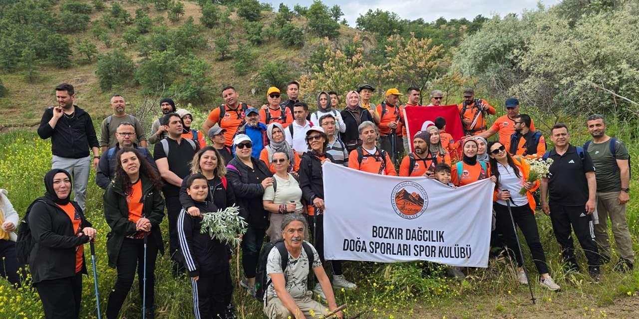 Kırıkkale Ceritkale kanyonunda dev yürüyüş: 52 kişilik ekip bozkırın kalbine yürüdü