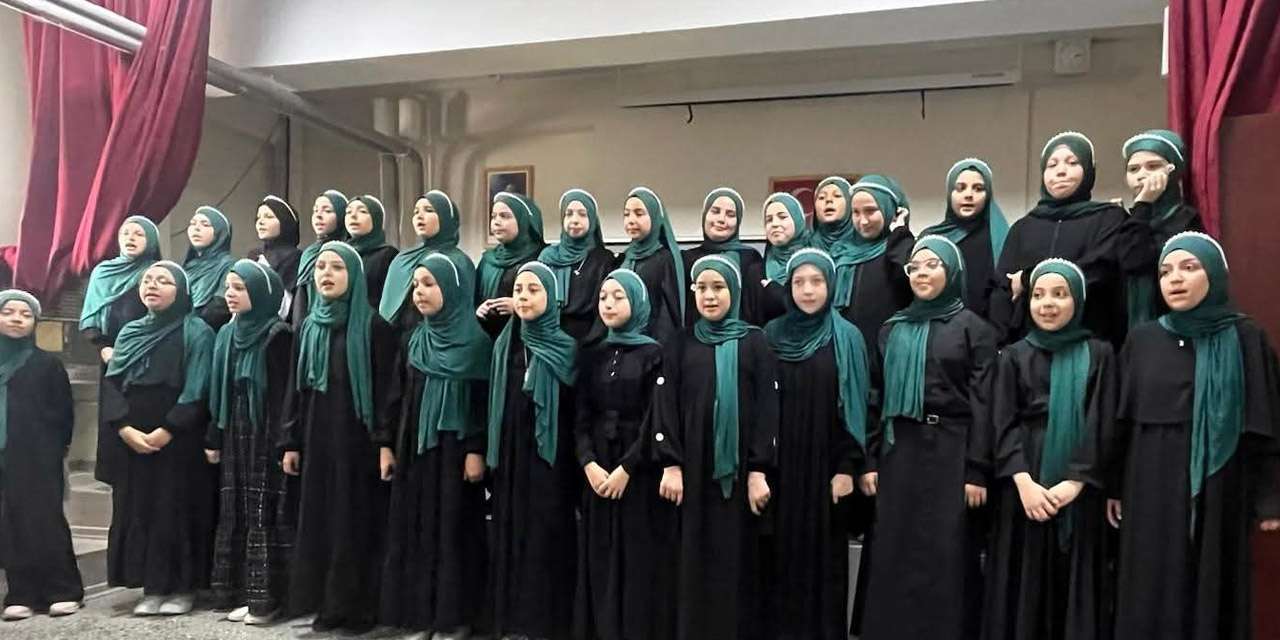 Geleceğin hafızları sıralarda: Kırıkkale'de onlarca öğrenci yarıştı!