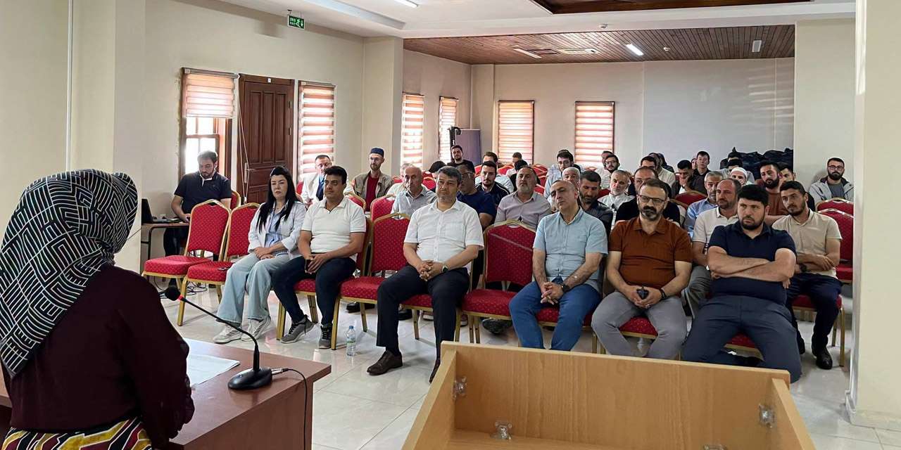 Camilerde güvenlik en üst düzeyde: Keskin Devlet Hastanesi'nden din görevlilerine hayati seminer