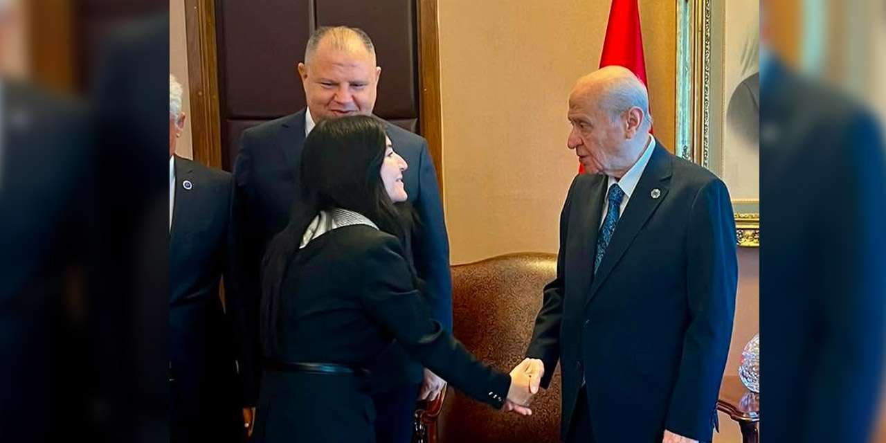 MHP Kırıkkale teşkilatında tarihi an: İlk kadın Merkez İlçe Başkanı Genel Merkez'de!