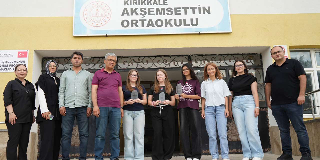 Kırıkkale'de devlet okullarından 2 LGS birincisi çıktı: Biri dersi dinledi, diğeri günde 200 soru çözdü