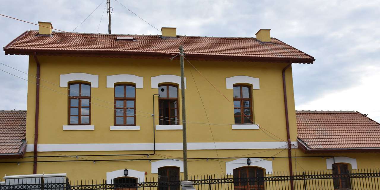 Cumhuriyetin lojistik kalesi: Tarihi Yahşihan Tren İstasyonu asırlık misyonunu sürdürüyor!