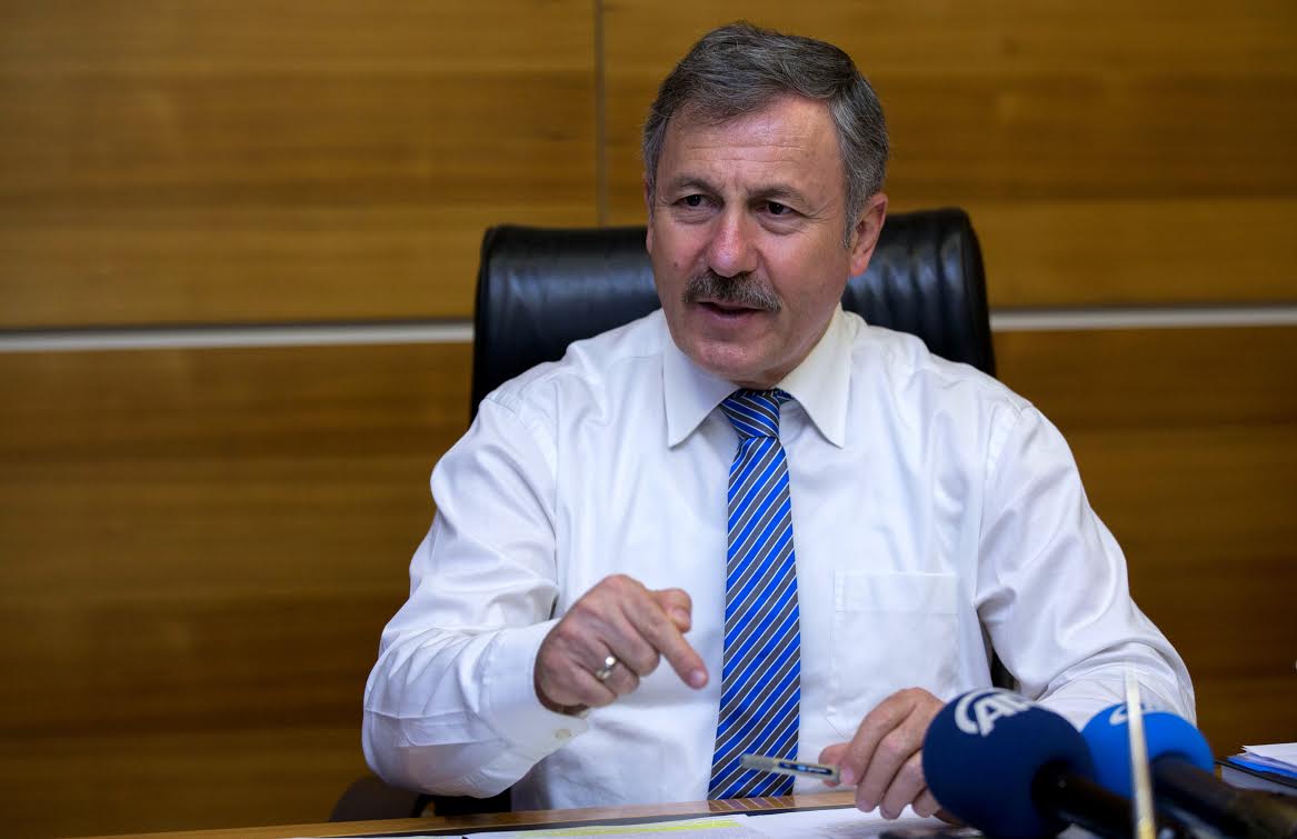 Aracılık edeni biliyorum
