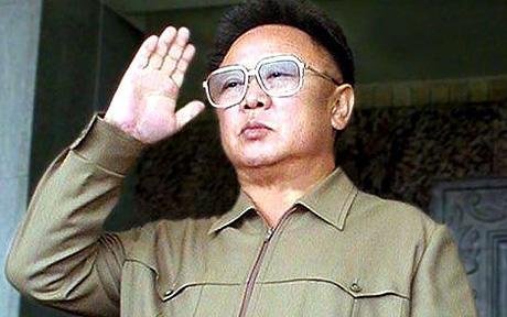 Kuzey Kore lideri Kim Jong Il öldü
