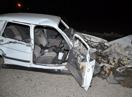 Aksaray'da kaza, 3 kişi ağır yaralandı
