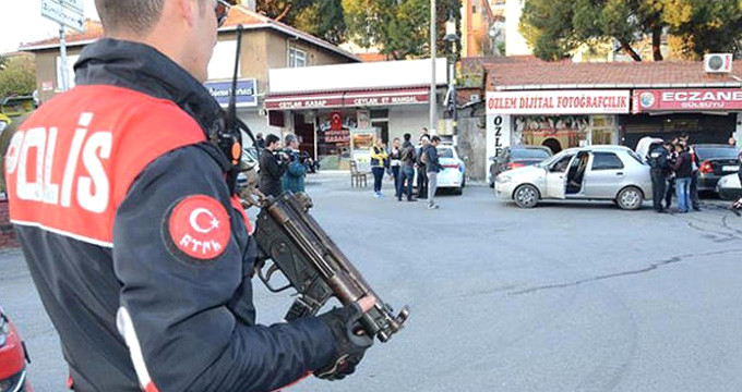 İstanbul'da Yılbaşı Öncesi 'Kurt Kapanı 13' Operasyonu! Bin 200 Polis Arama Yapıyor