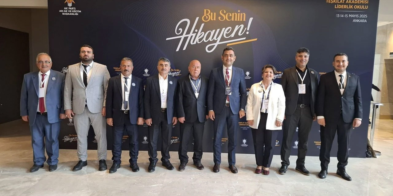 akparti1.jpg