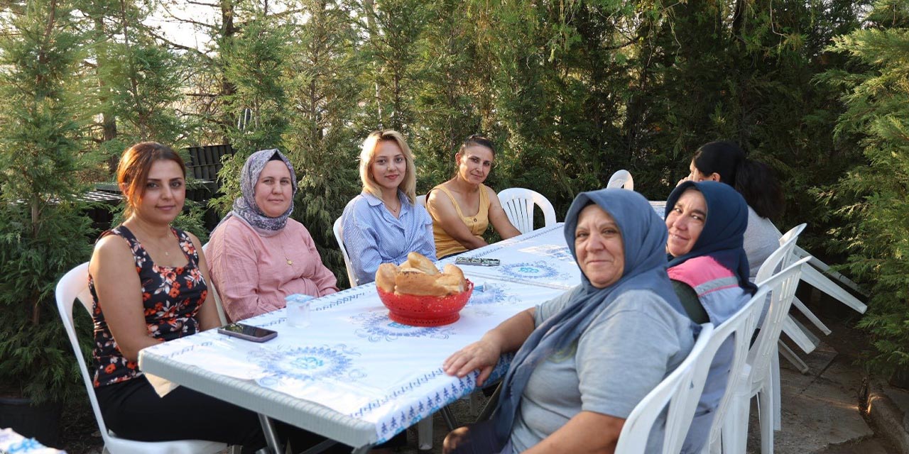 ahmetonal3.jpg