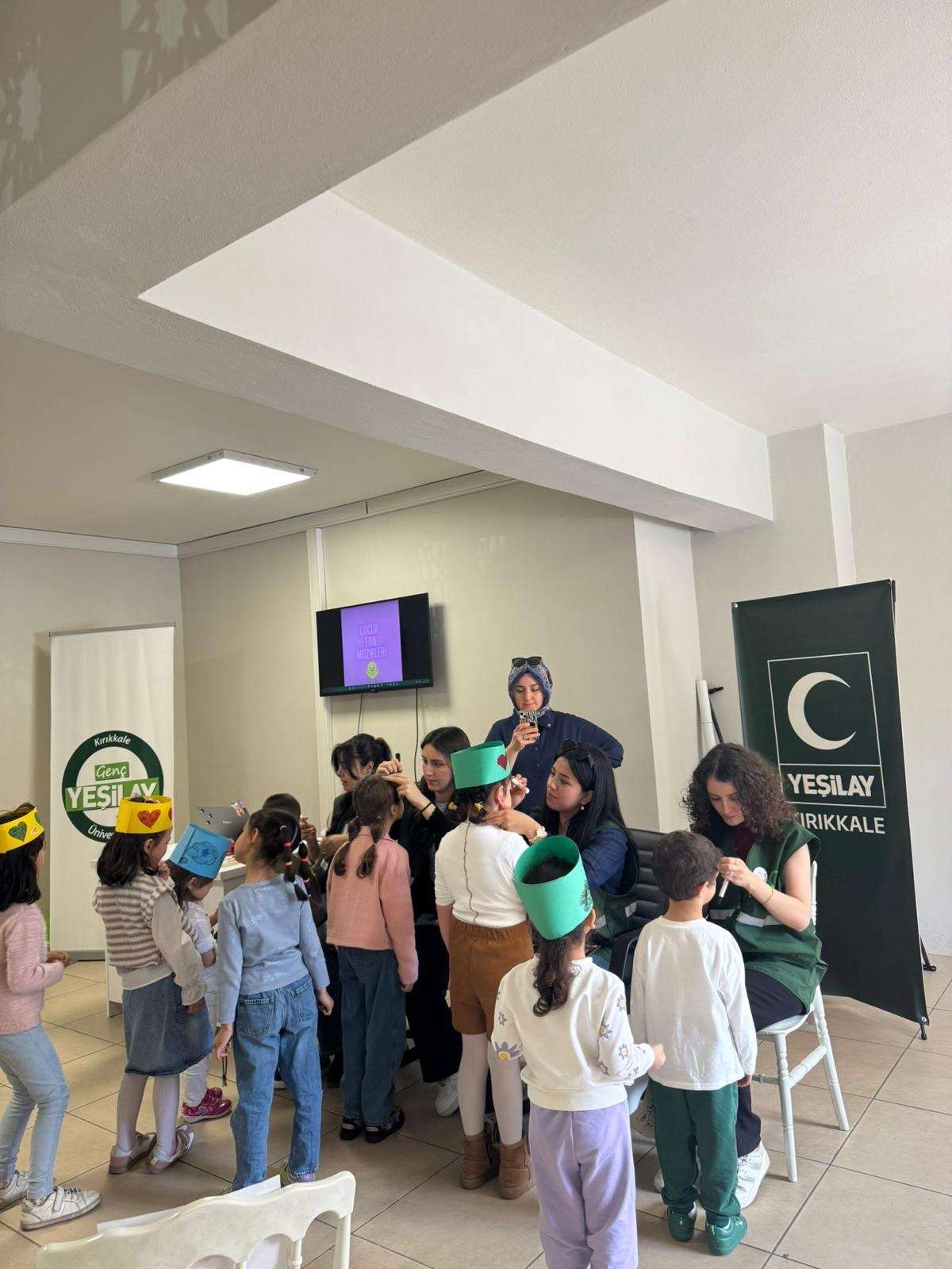 birlik-ve-beraberlik-agaci-boyama