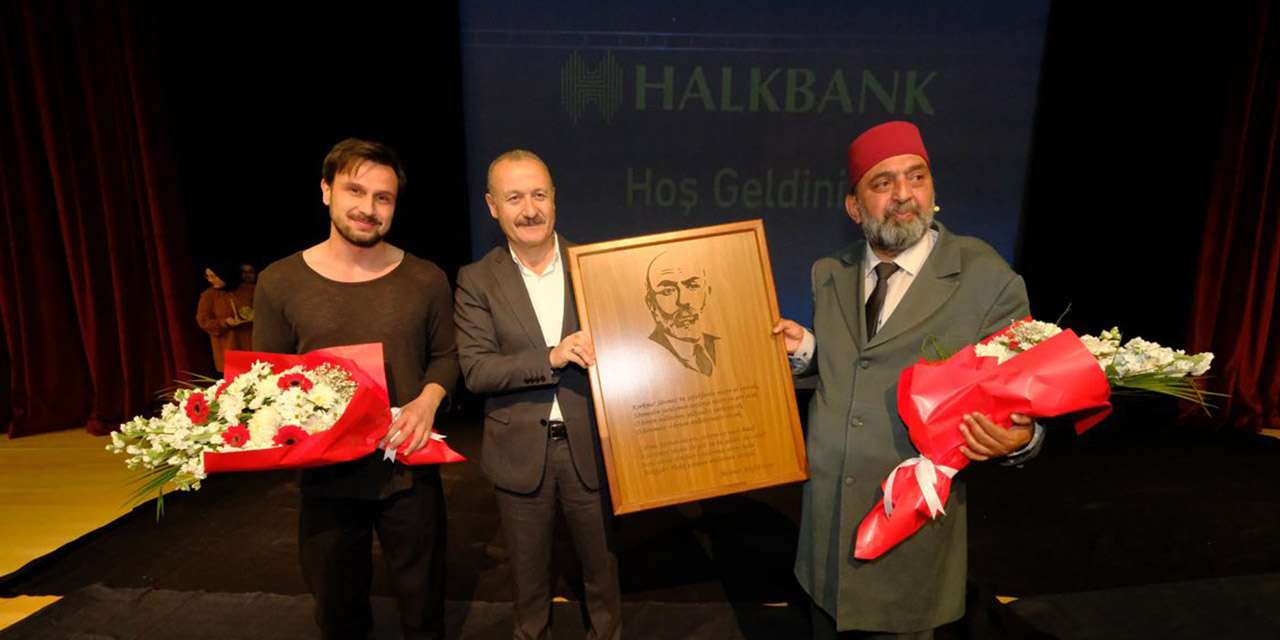 mehmet-akif-ersoy-sergisi-protokol