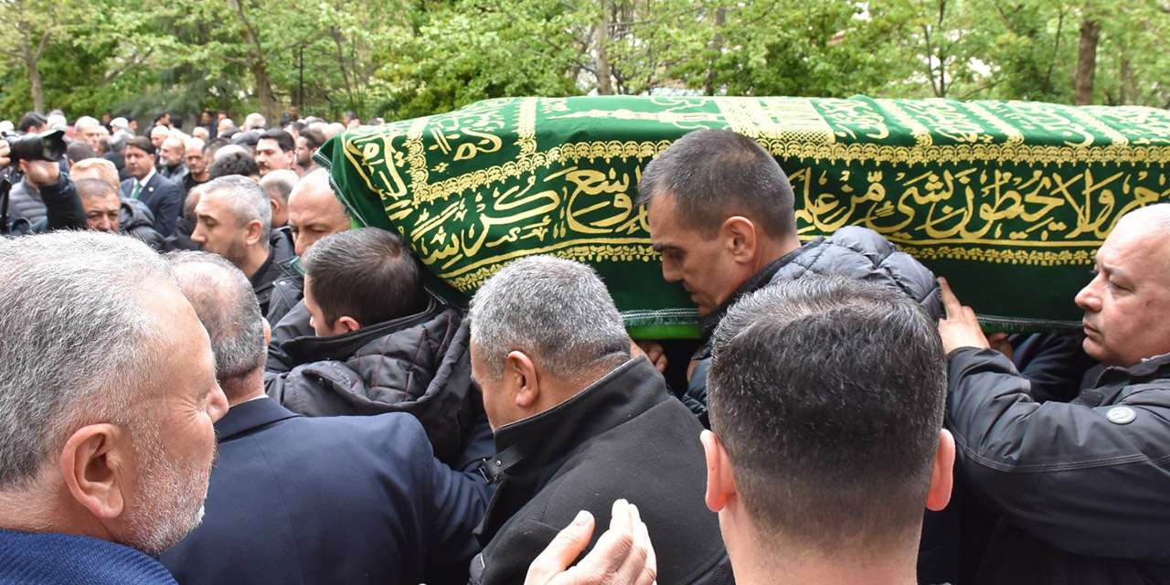 cakir-varan-cenazesi-nokta-camii