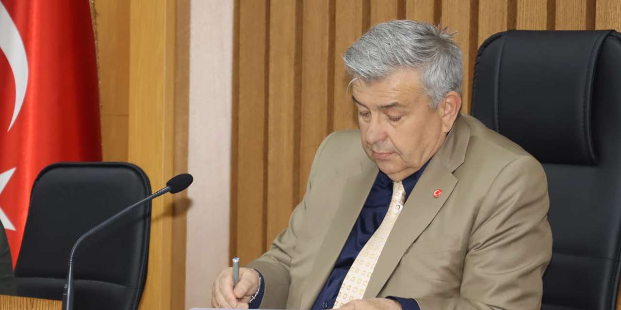 arif-yildirim-belediye-meclis-toplantisi