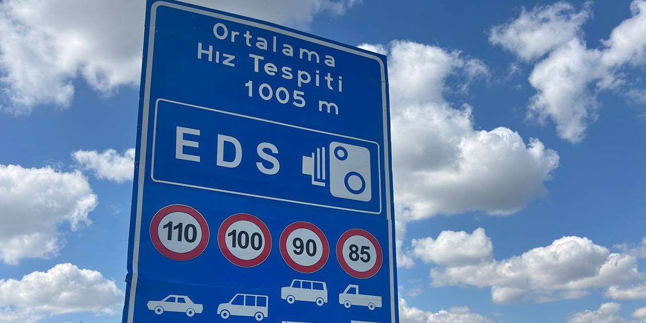 kirikkale-kirsehir-yolu-trafik-levhasi