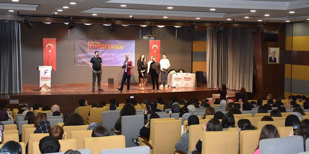 kpss-adaylari-muftuluk-salonu-kalabalik