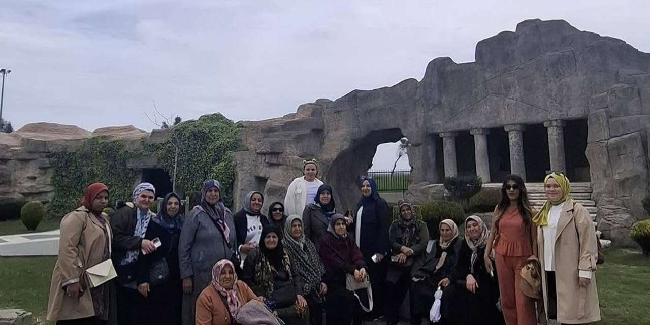 bandirma-vapuru-onunde-keskinli-kursiyerler