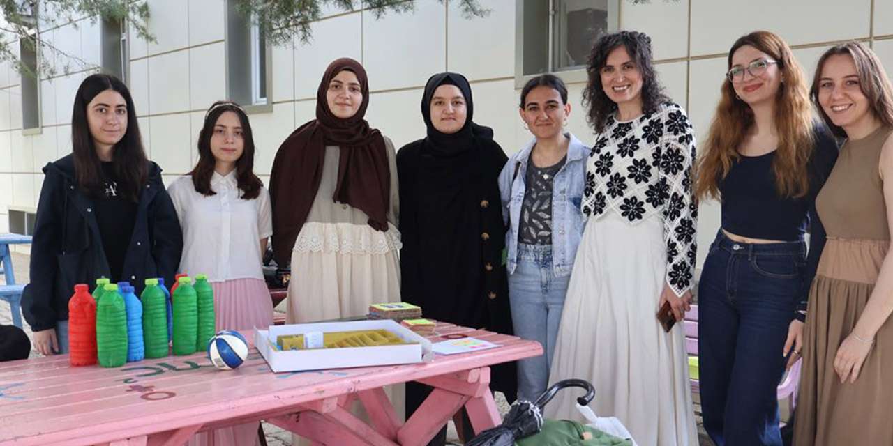 atik-malzemelerden-matematik-materyal-sergisi