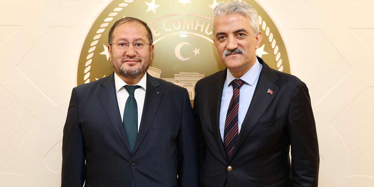 kirikkale-eski-valisi-mehmet-makas-hac-yolculugu