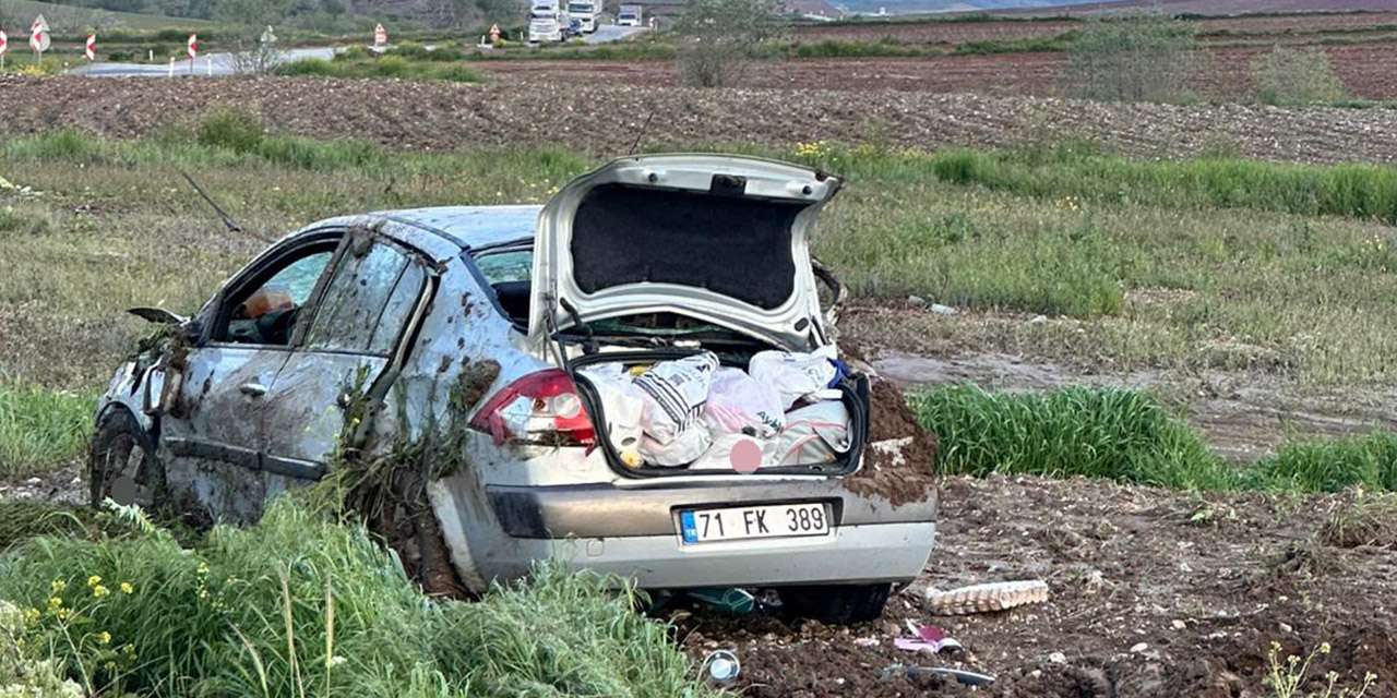 71-fk-389-plaka-arac-kazasi-alaca