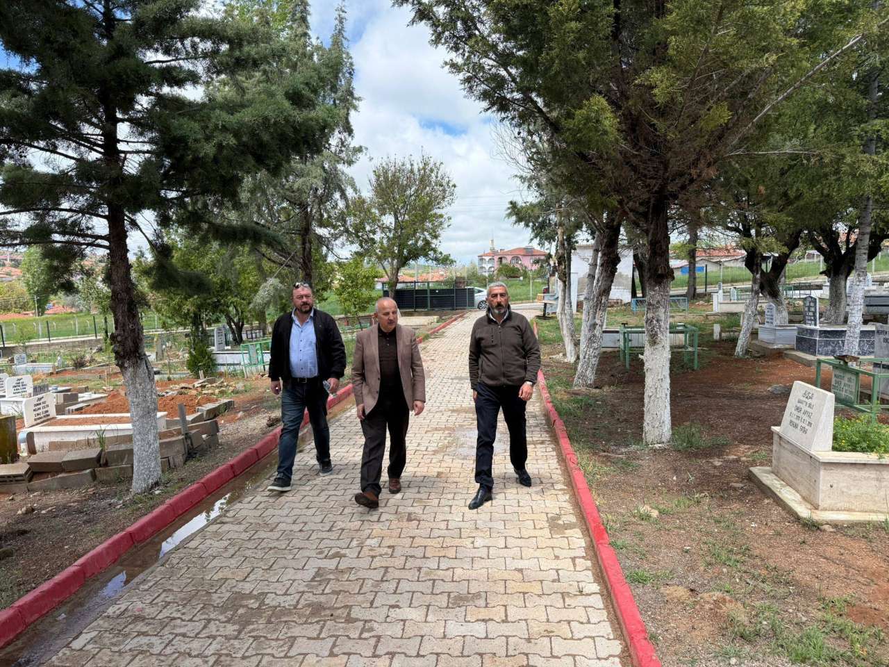 ekmel4