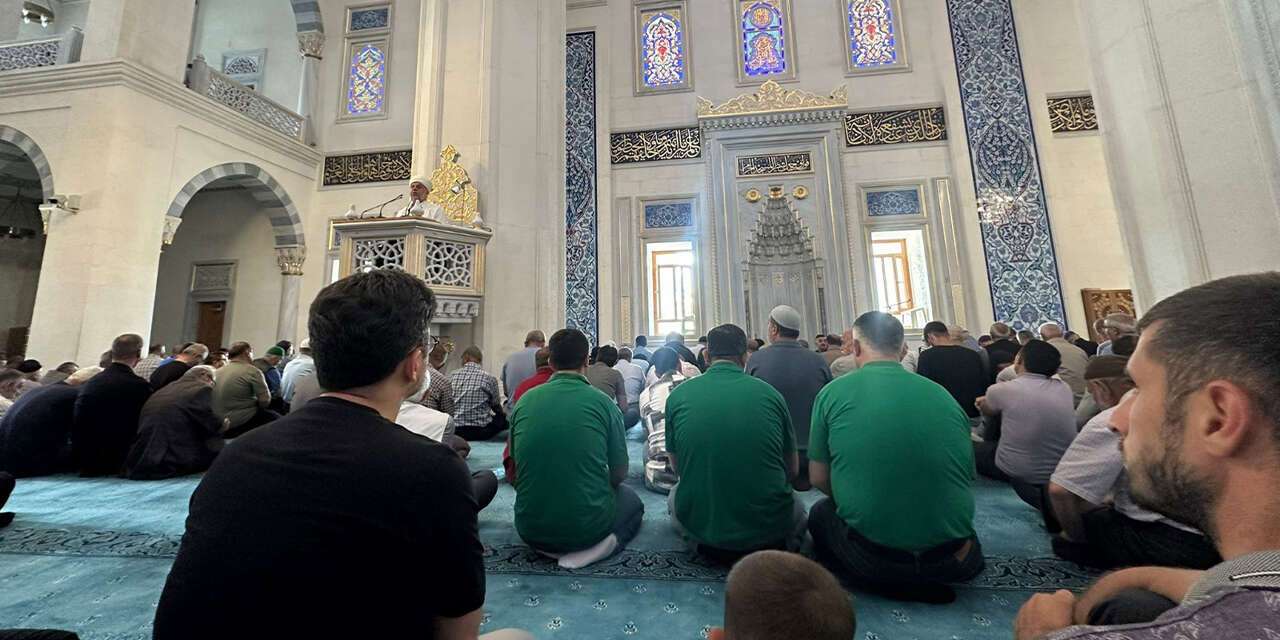 kirikkale-nur-camii-cuma-namazi-vaaz-sohbeti
