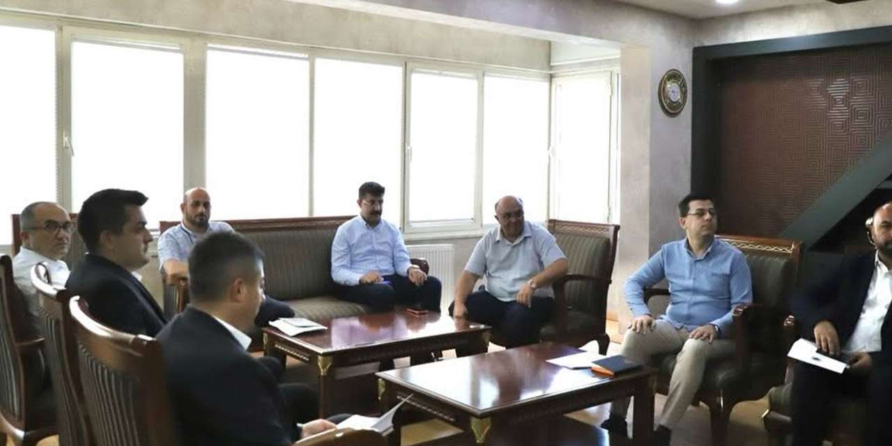 yahsihan-belediye-baskan-yardimcilari-ve-mudurler