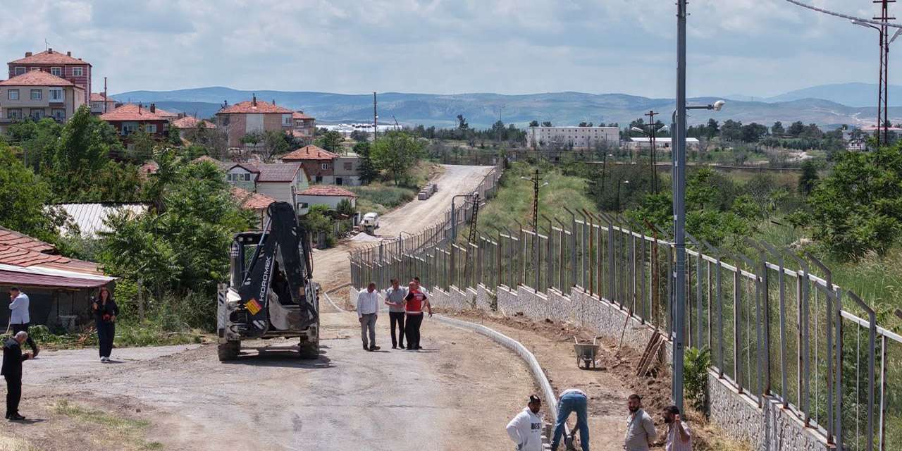 karsiyaka-mahallesi-pirinc-caddesi-yol-yapimi