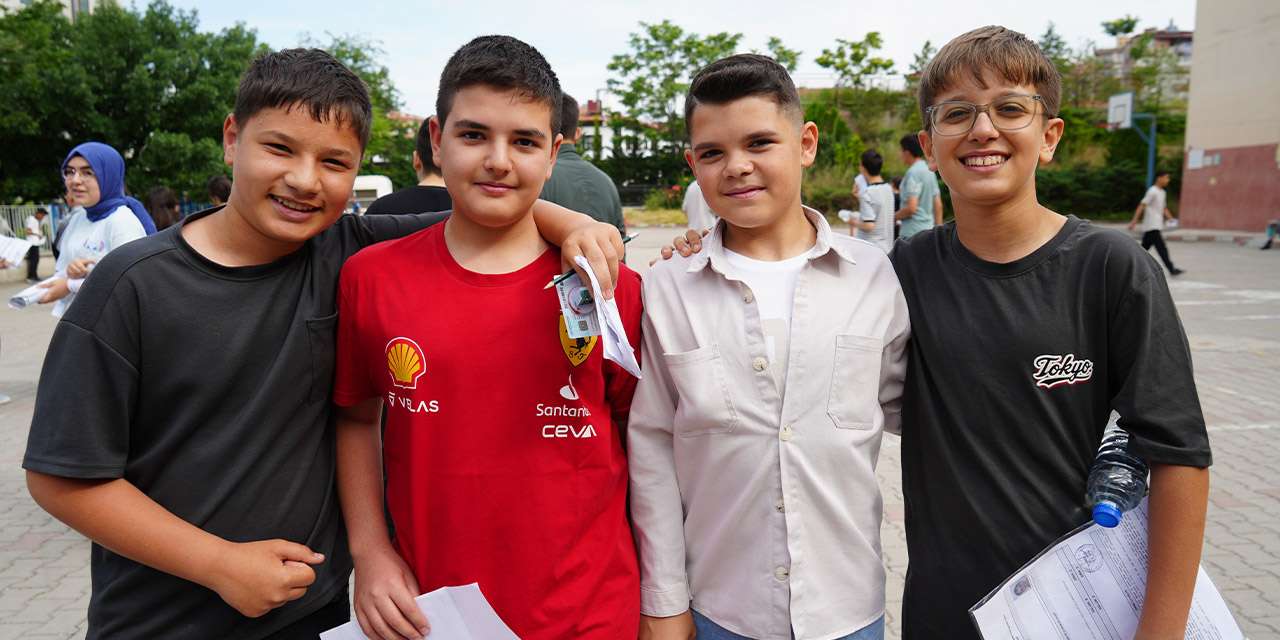 lgs-ogrencisi-emir-butun-uzay-havacilik