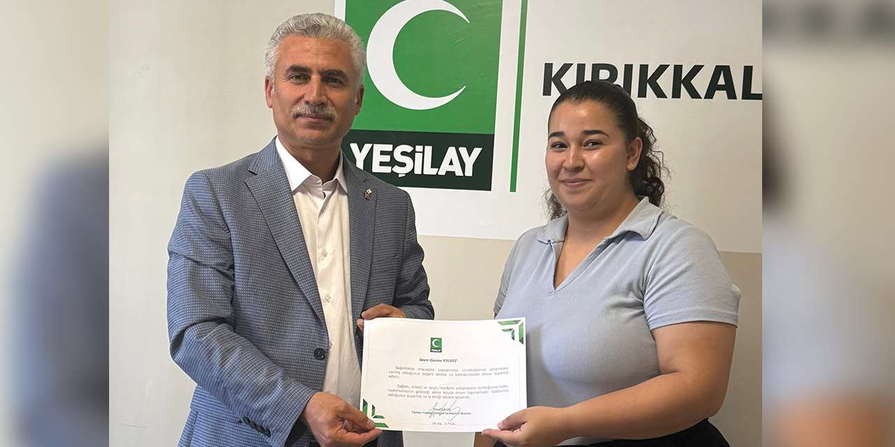 sosyal-hizmet-bolumu-stajyerleri-yesilay-veda-etkinligi