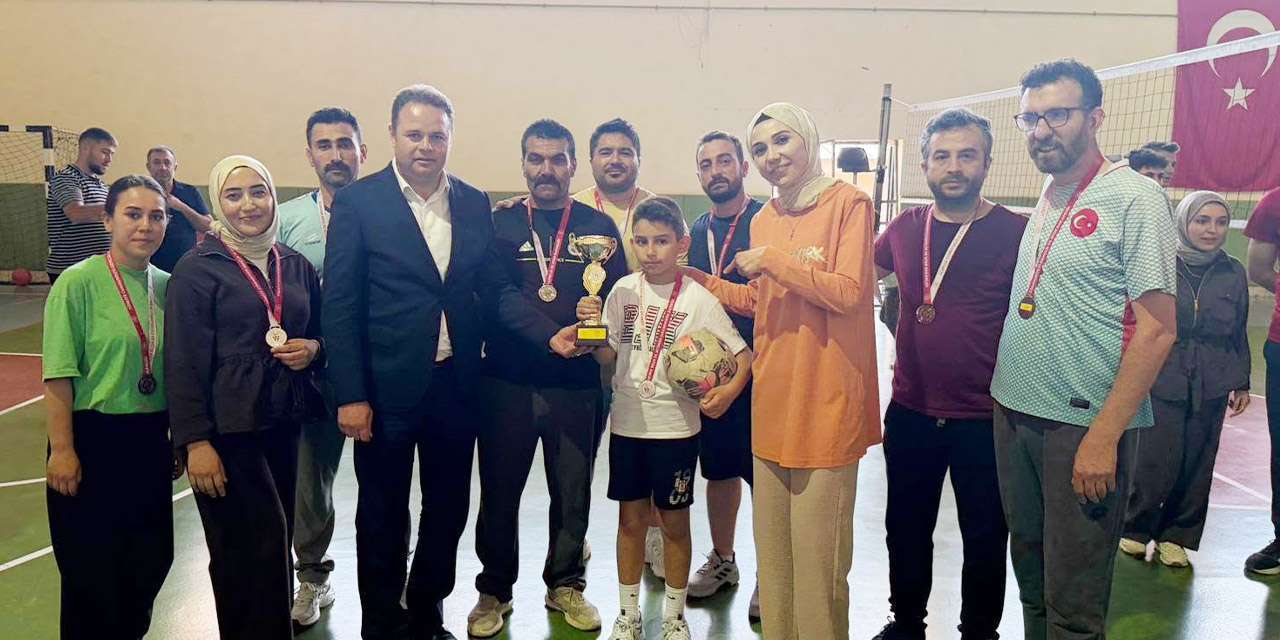 yasin-mert-huseyin-ozcelik-hamza-gunes-kupa-toreni