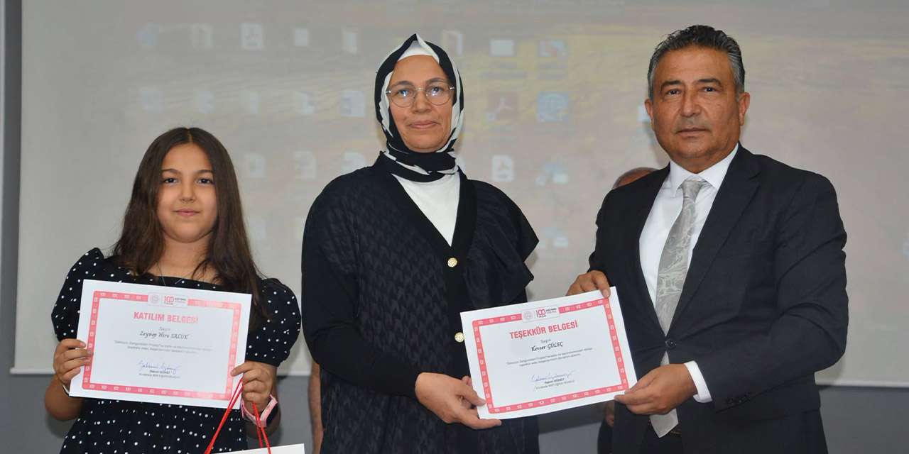 rahmi-guney-serkan-akpinar-nilgun-secen-odul-takdimi