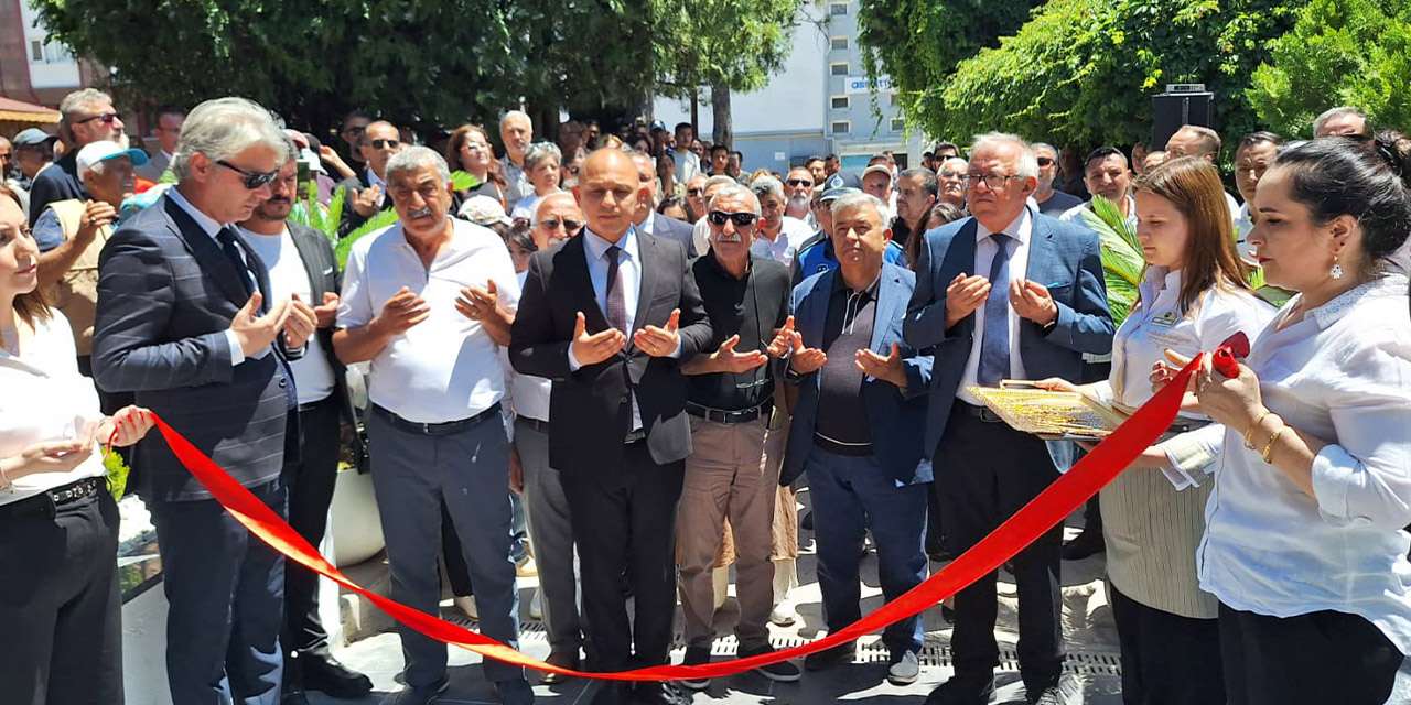 belediye-muduru-ahmet-arslan-ve-ahmet-onal
