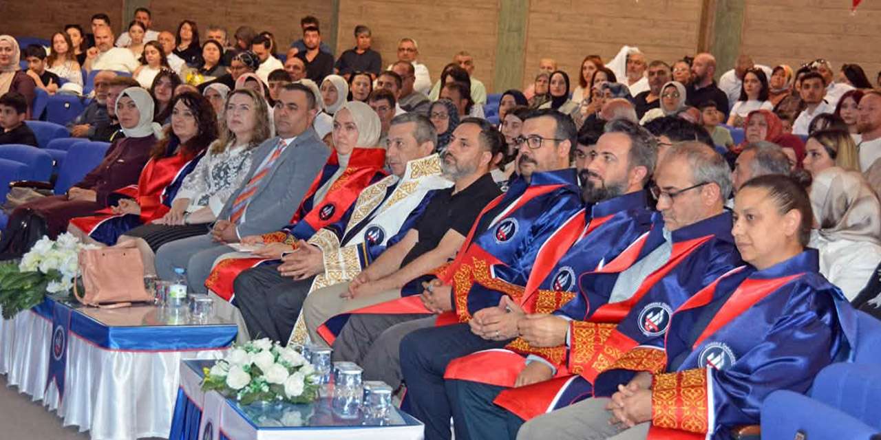 hsk-teftis-kurulu-baskani-ali-erdem-mezuniyet